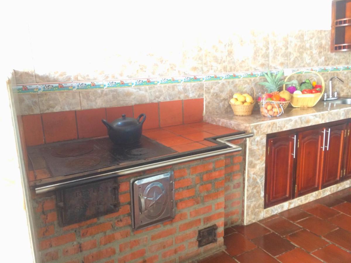 La Hacienda Hostel Сан Хил Екстериор снимка